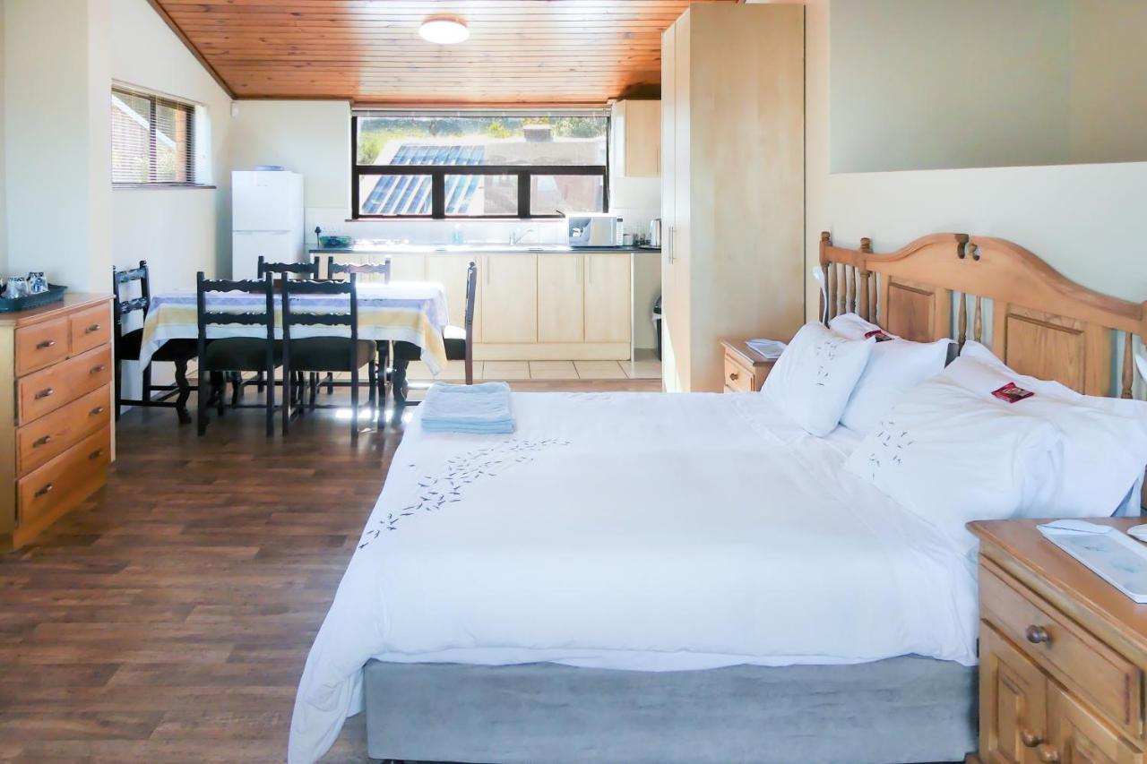 Hotel Shalom Self Catering Kleinmond Exterior foto